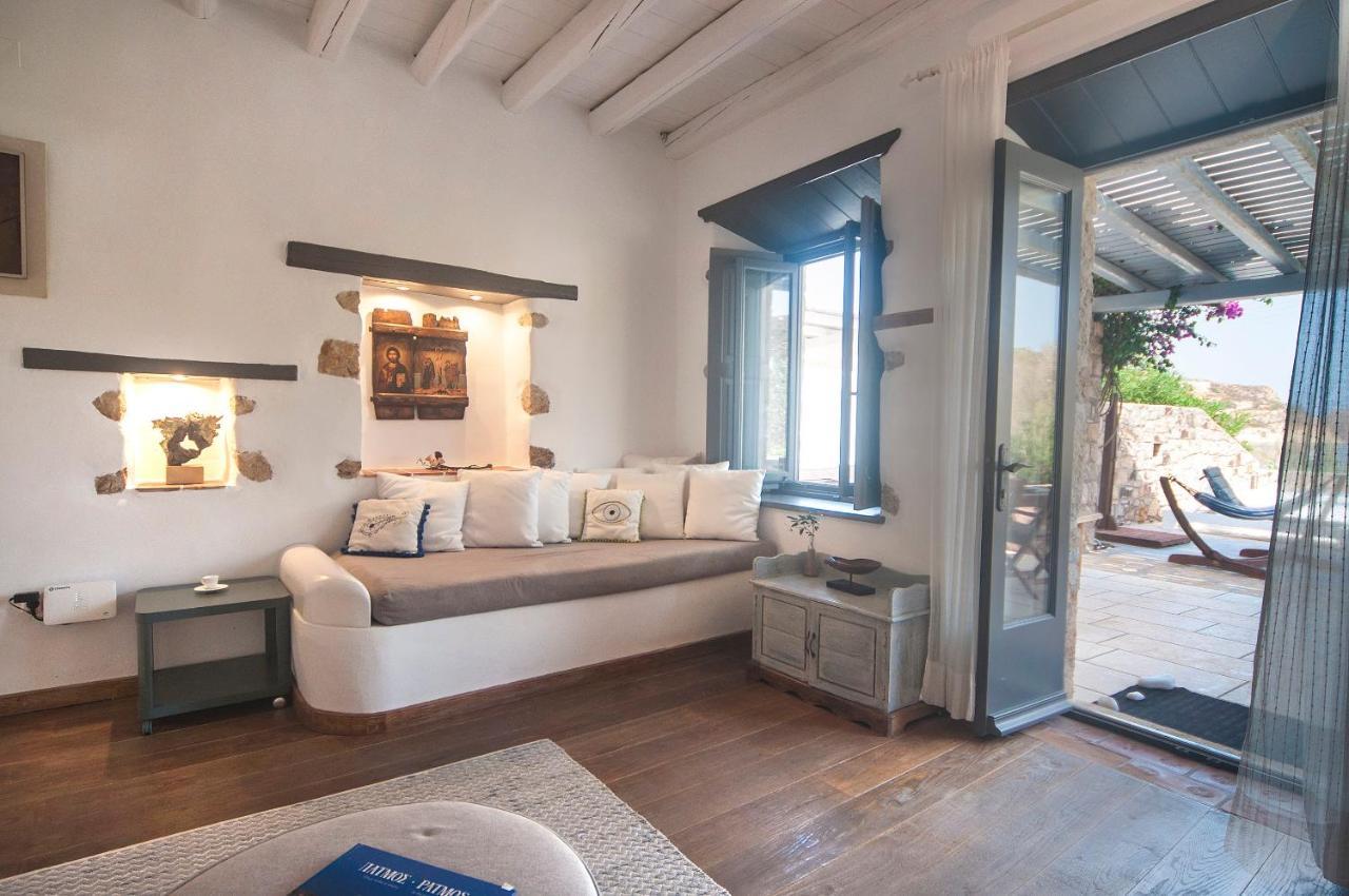 Patmos Exclusive Villas 스칼라 외부 사진